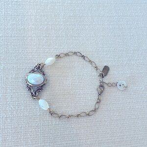 Grandmother’s Buttons Bracelet!